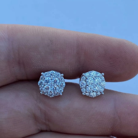 Jewelry - Solid 925 sterling silver cz cluster earri…